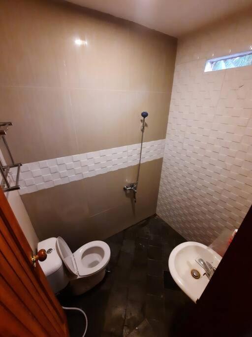 Villa As-Salam, Kadungora, Garut Extérieur photo