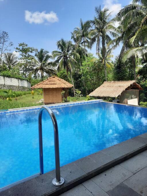Villa As-Salam, Kadungora, Garut Extérieur photo