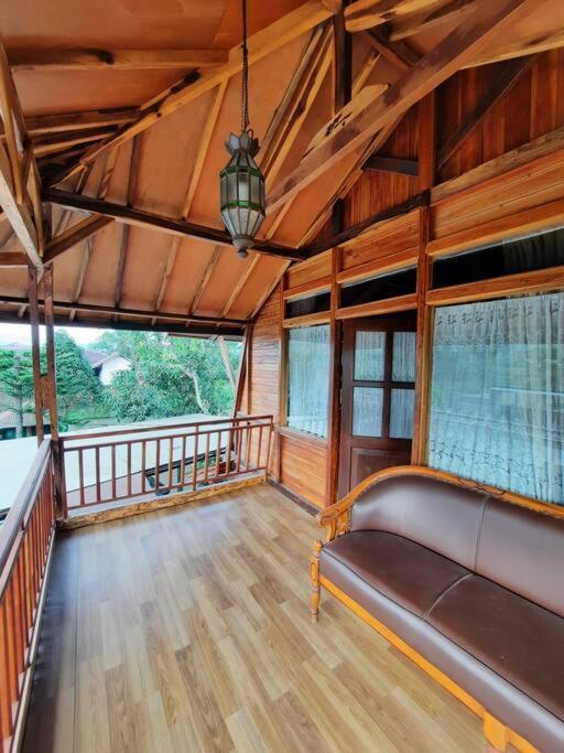 Villa As-Salam, Kadungora, Garut Extérieur photo
